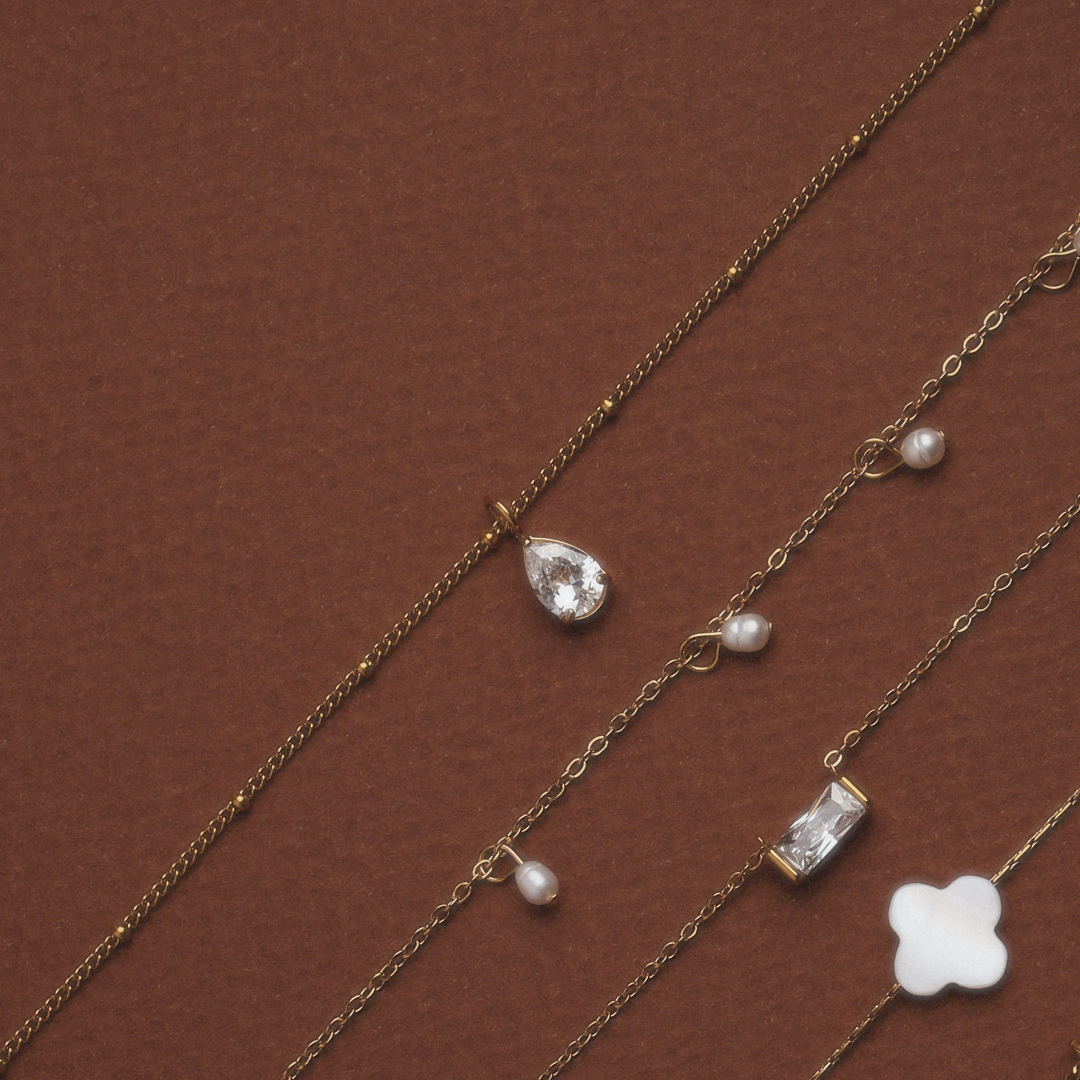 astra-necklace-flat-lay