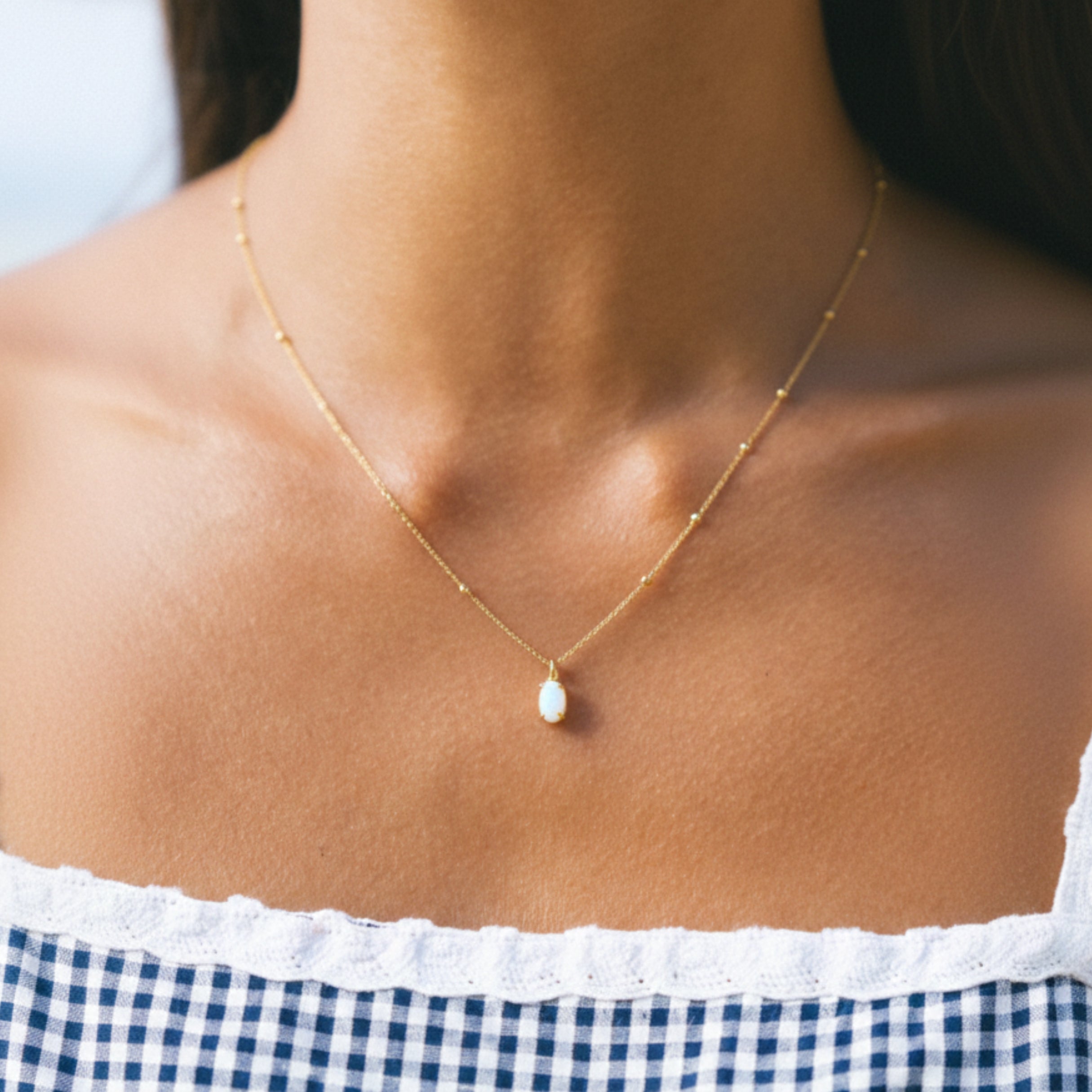 opal-necklace-on-model-lifestyle