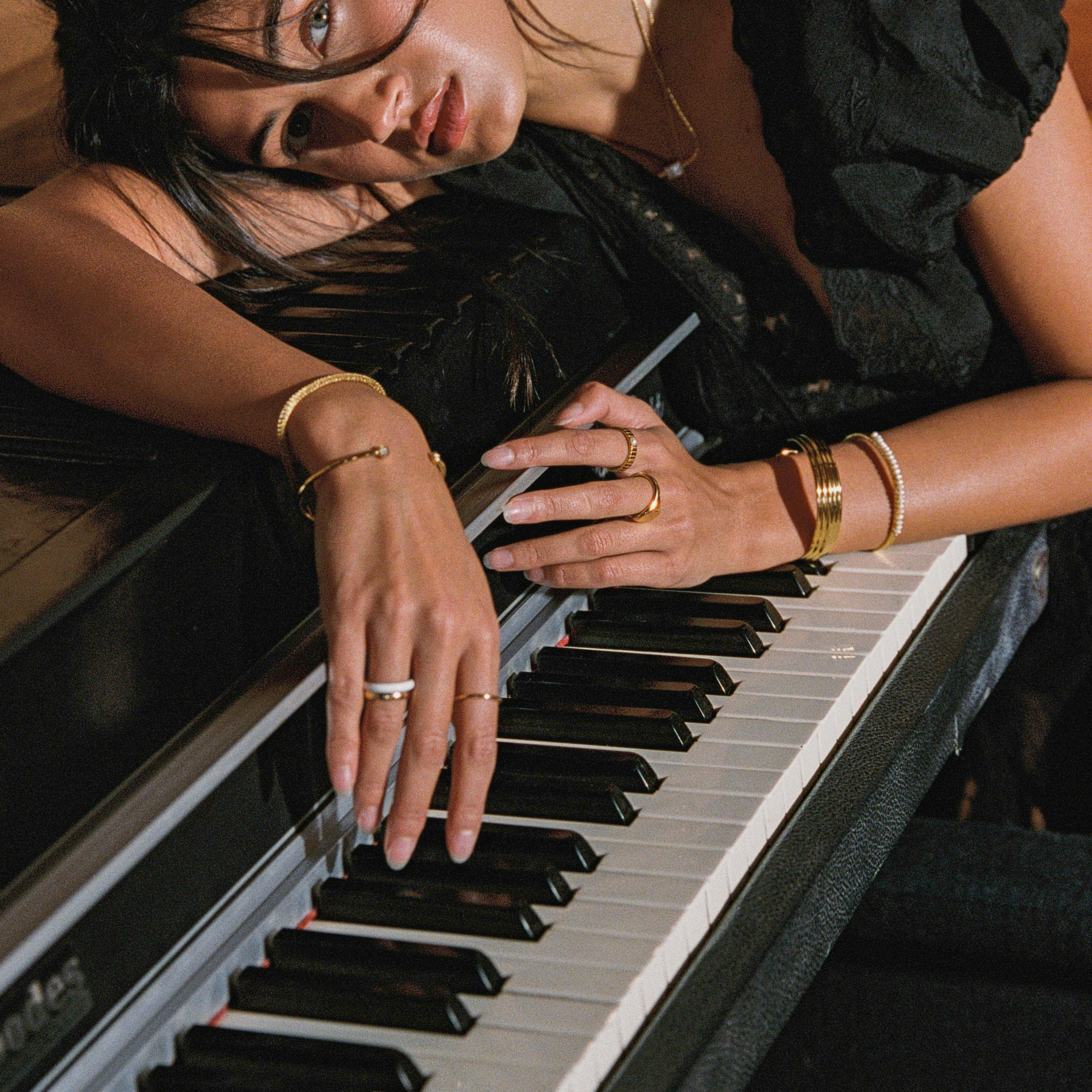 Woven Chain Bracelet Gold