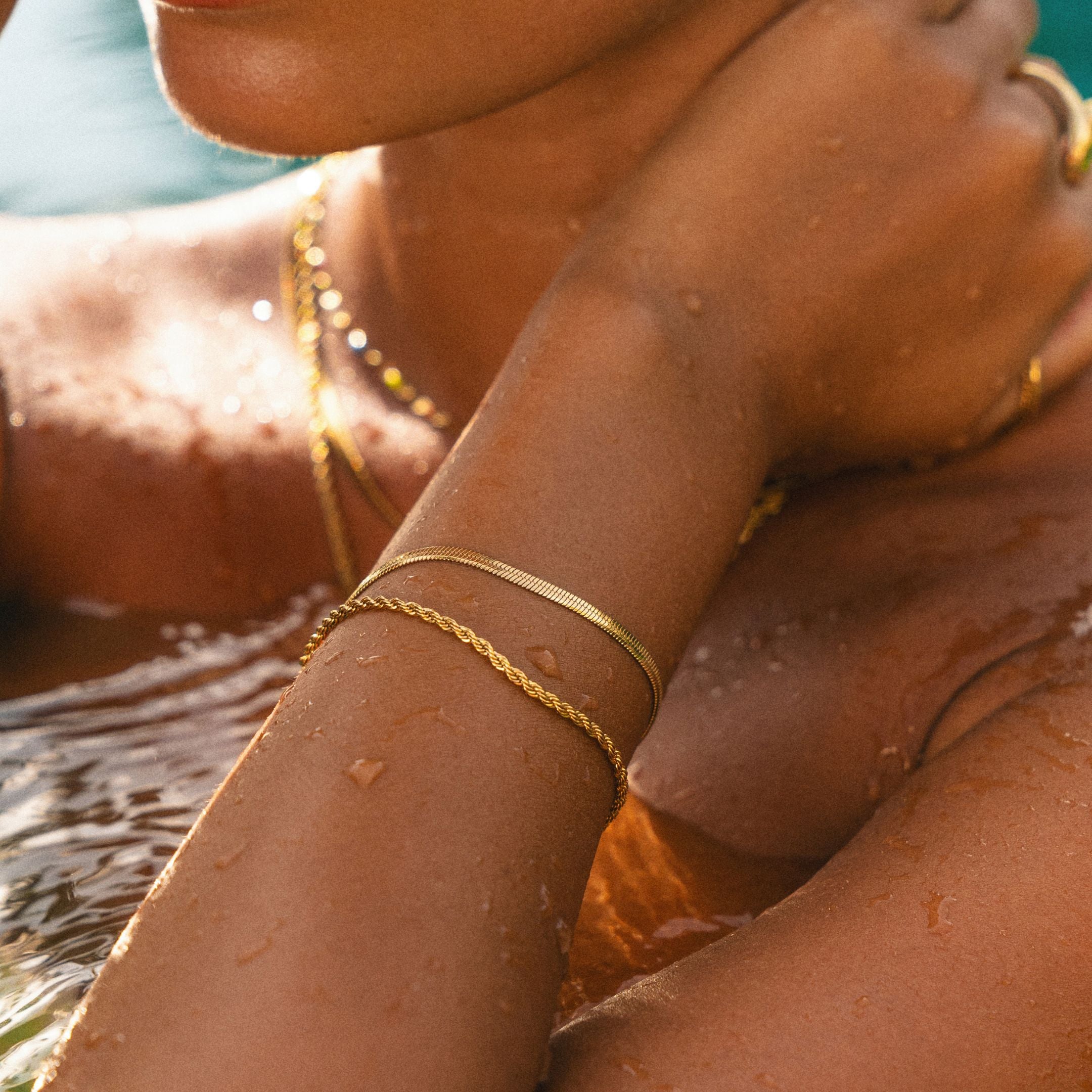 Dainty Layer Bracelet