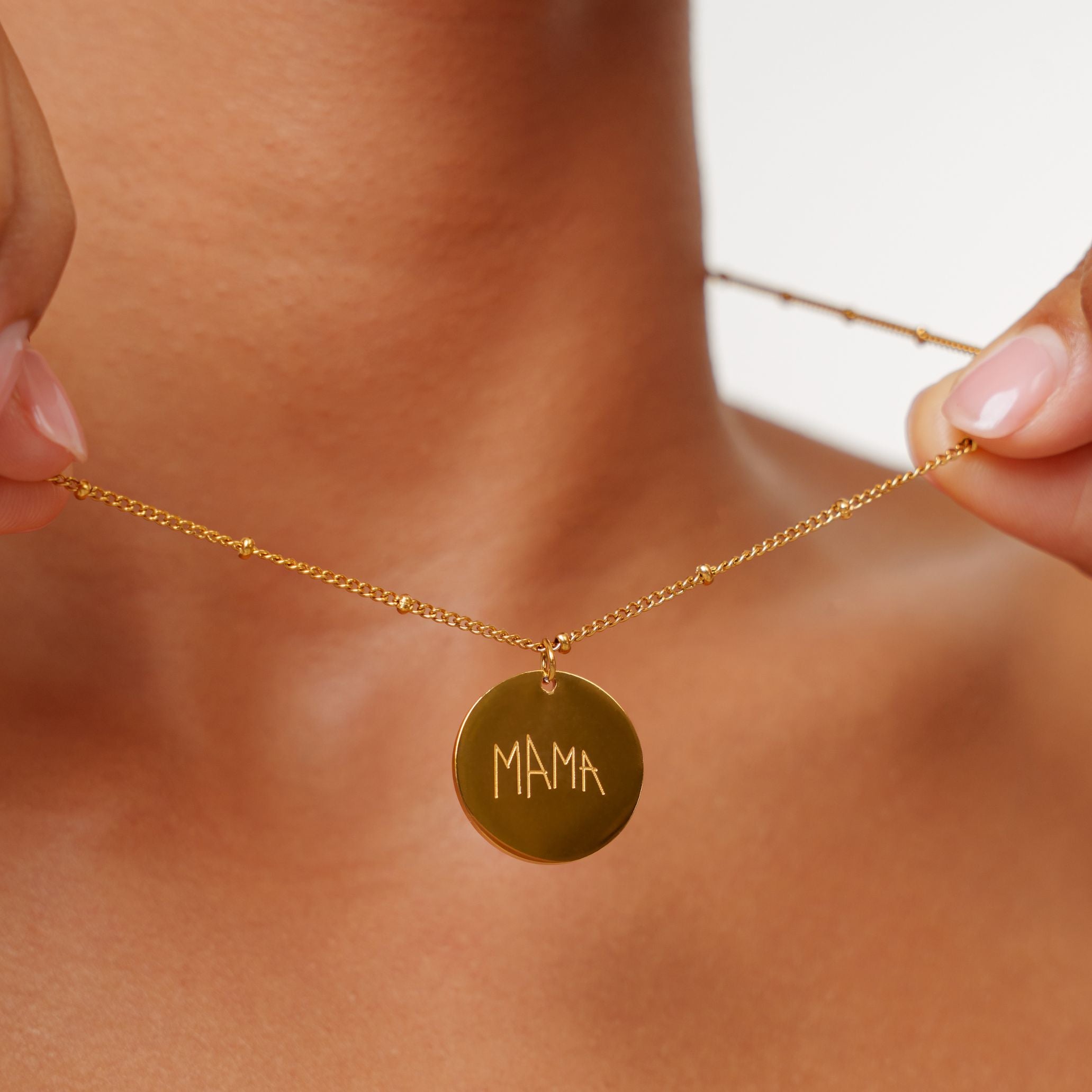 Drawing engrave pendant
