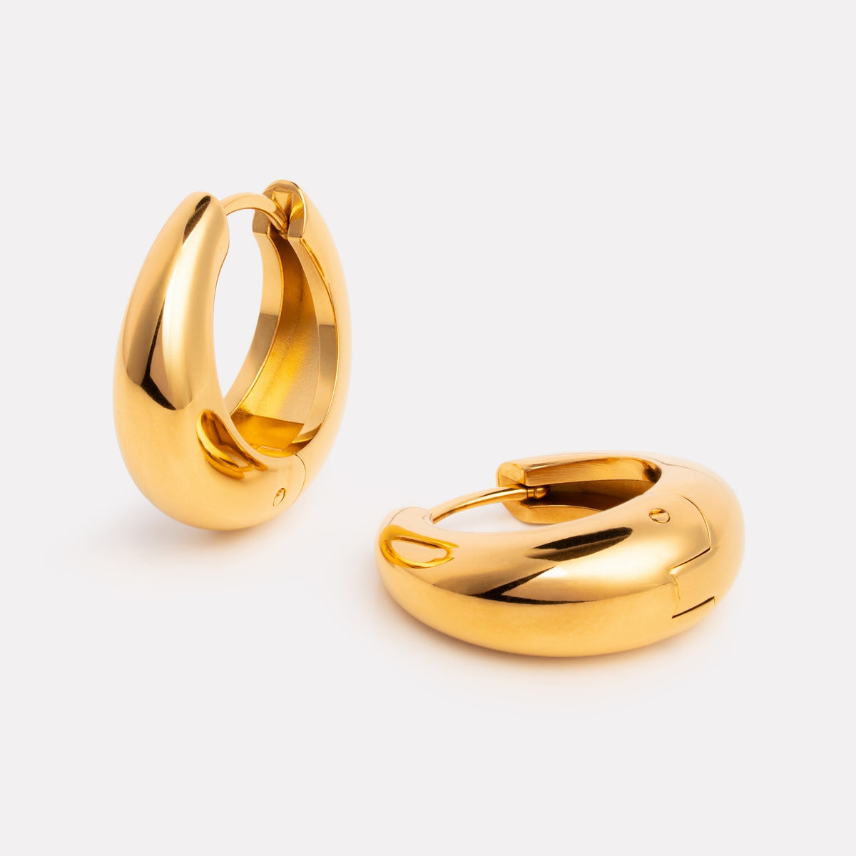 Gold Muse Huggies