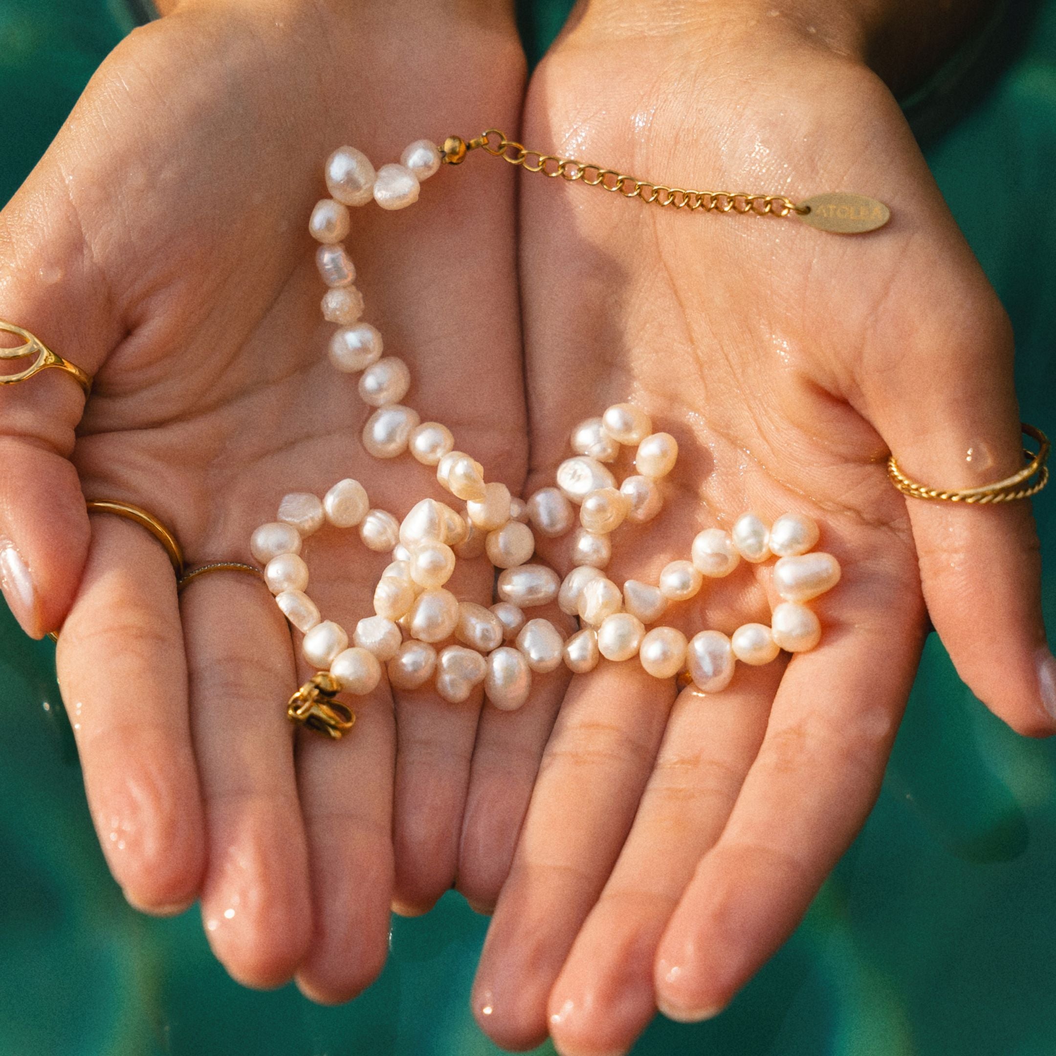 Ocean Pearl Choker