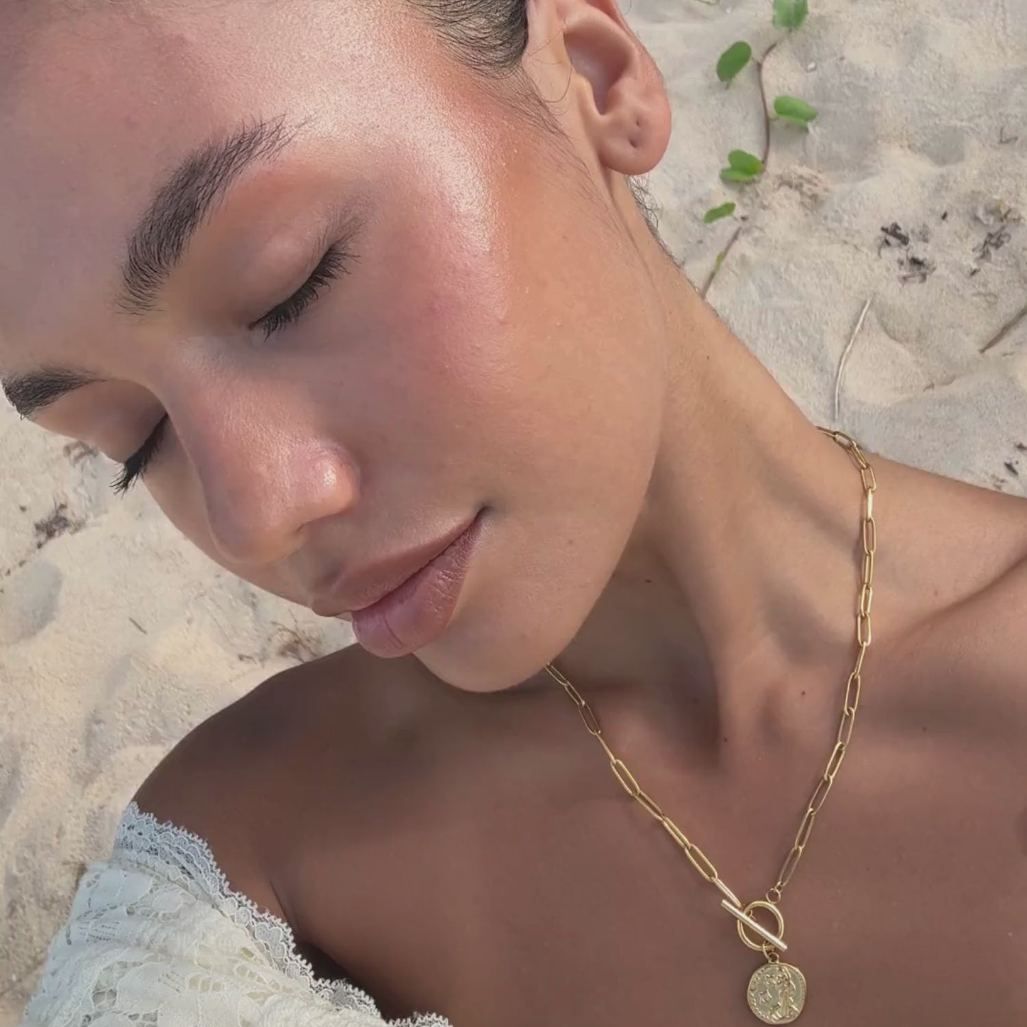 Venus Necklace