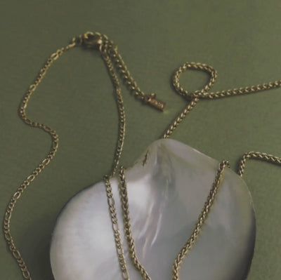 Dainty Figaro Choker