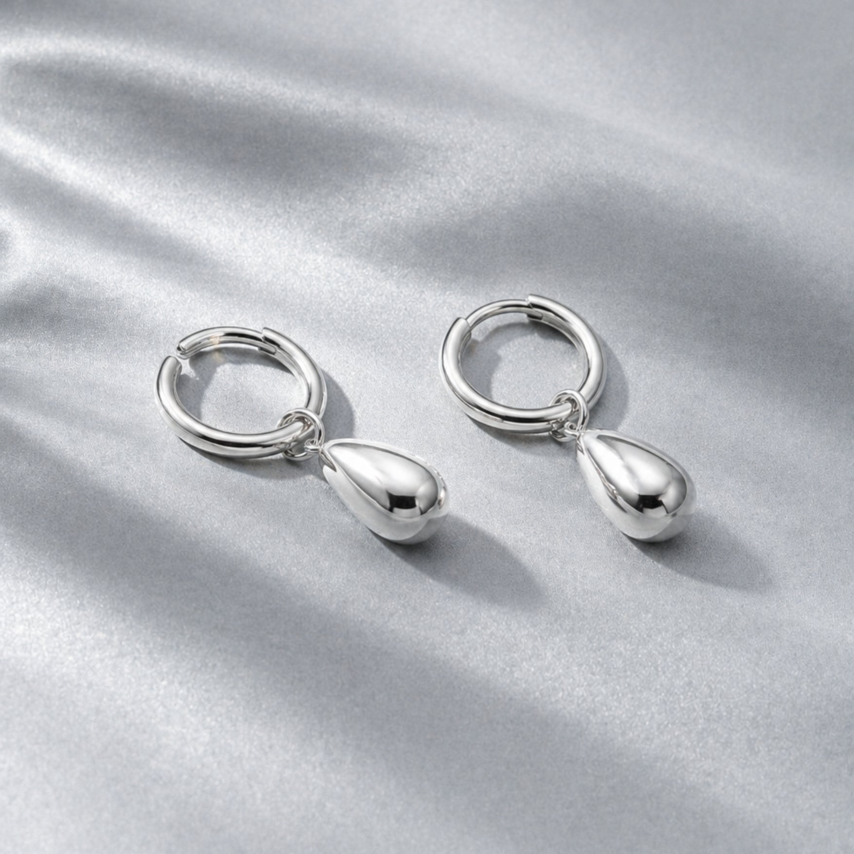 Silver Teardrop Earrings