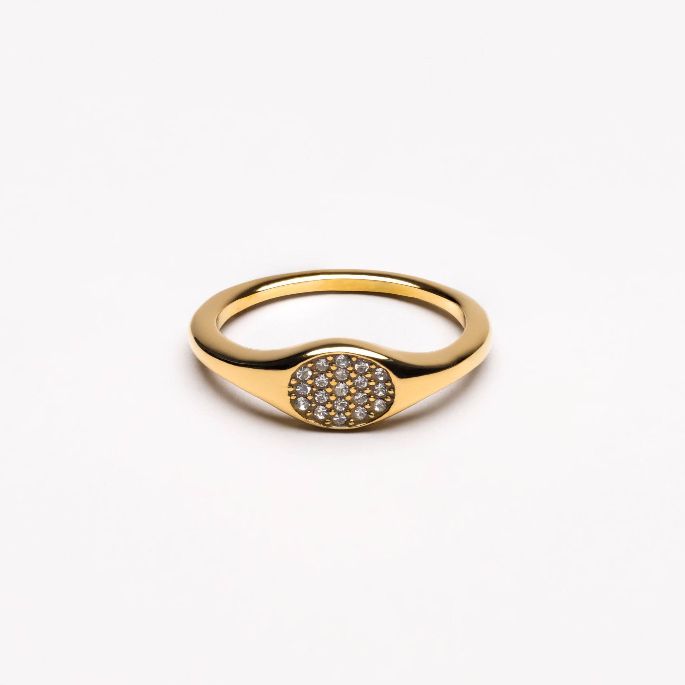 Sparkling Signet Ring