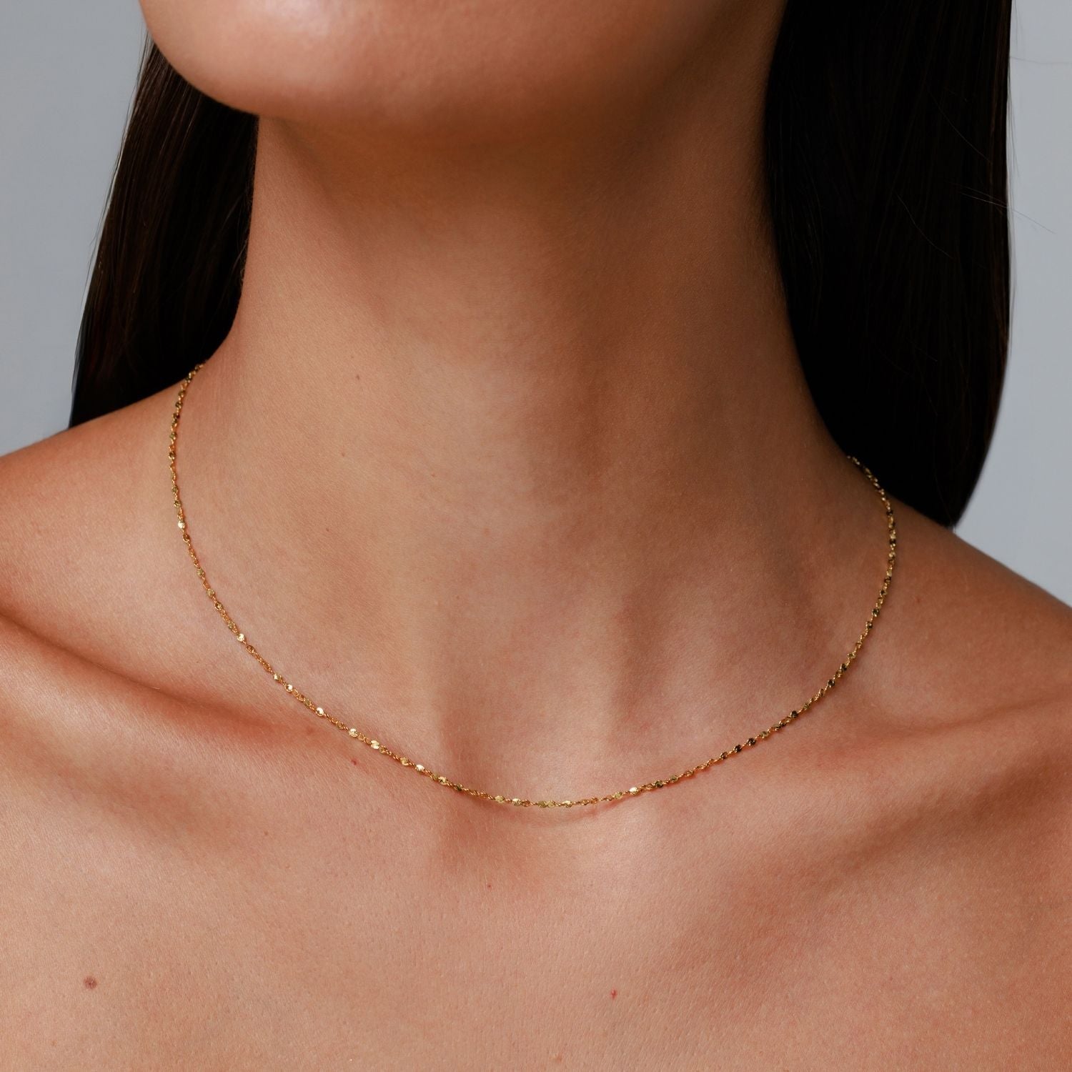 Minimal Swirl Choker On Model