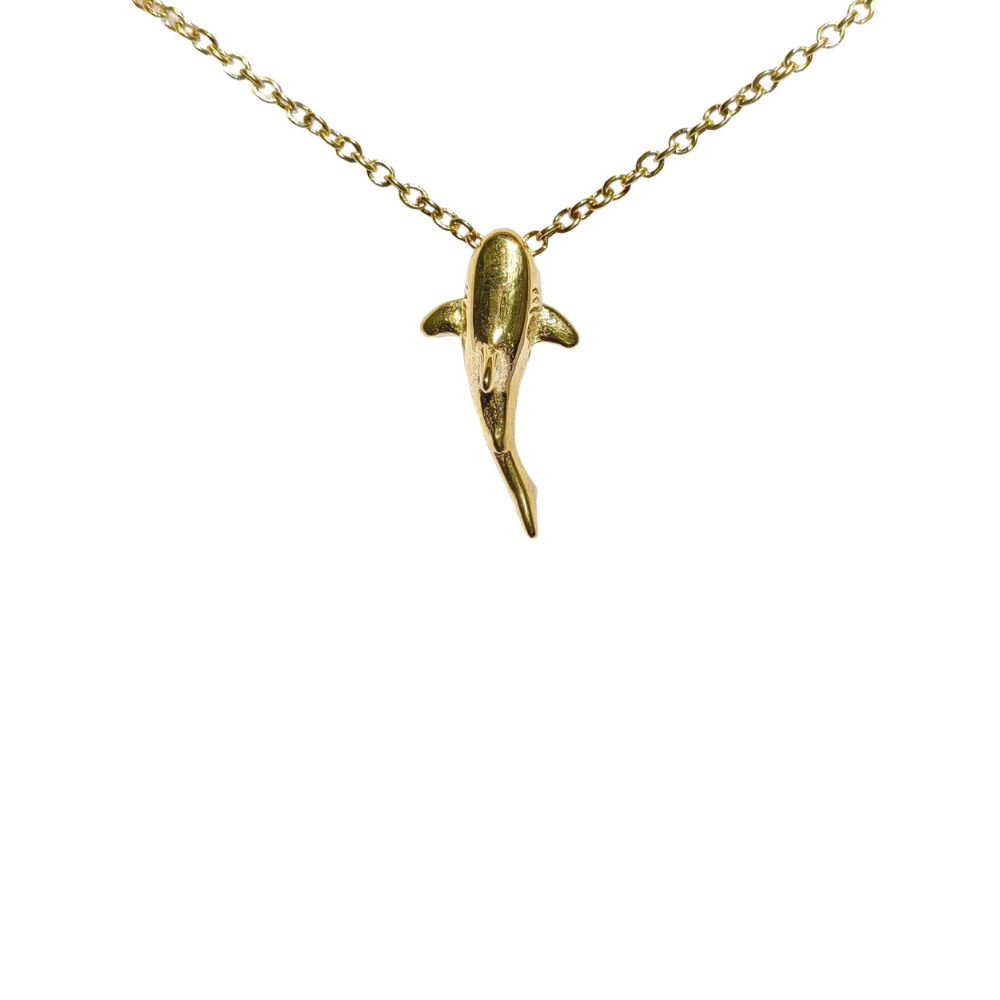 shark-necklace-gold-white-background