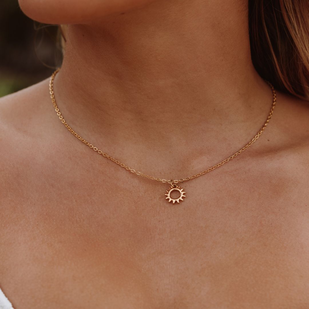 14K Gold Zircon Stone Sun Necklace Minimal Design Dainty Necklace Brilliant  Surface Gift for Women Valentine's Day Birthdays - Etsy