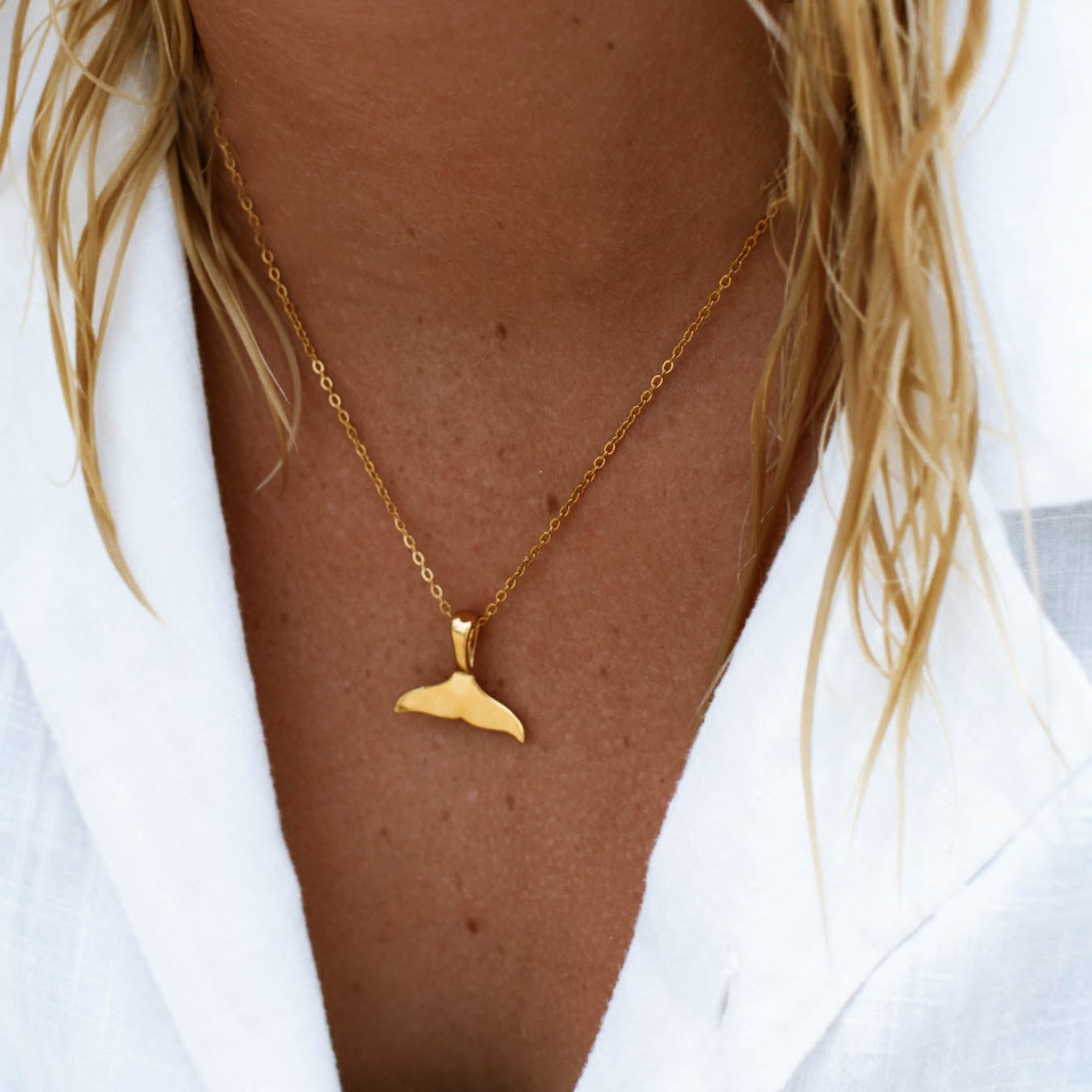 18k Gold Filled Whale Tail Pendant– Oxley and Moss